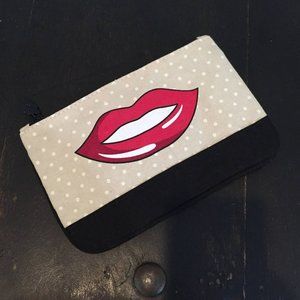 Ipsy Lips Makeup Bag